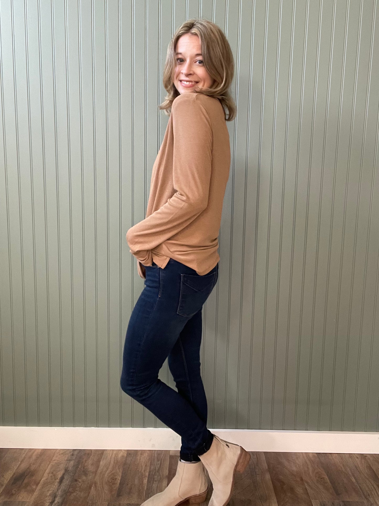 Carly Long Sleeve (Camel)