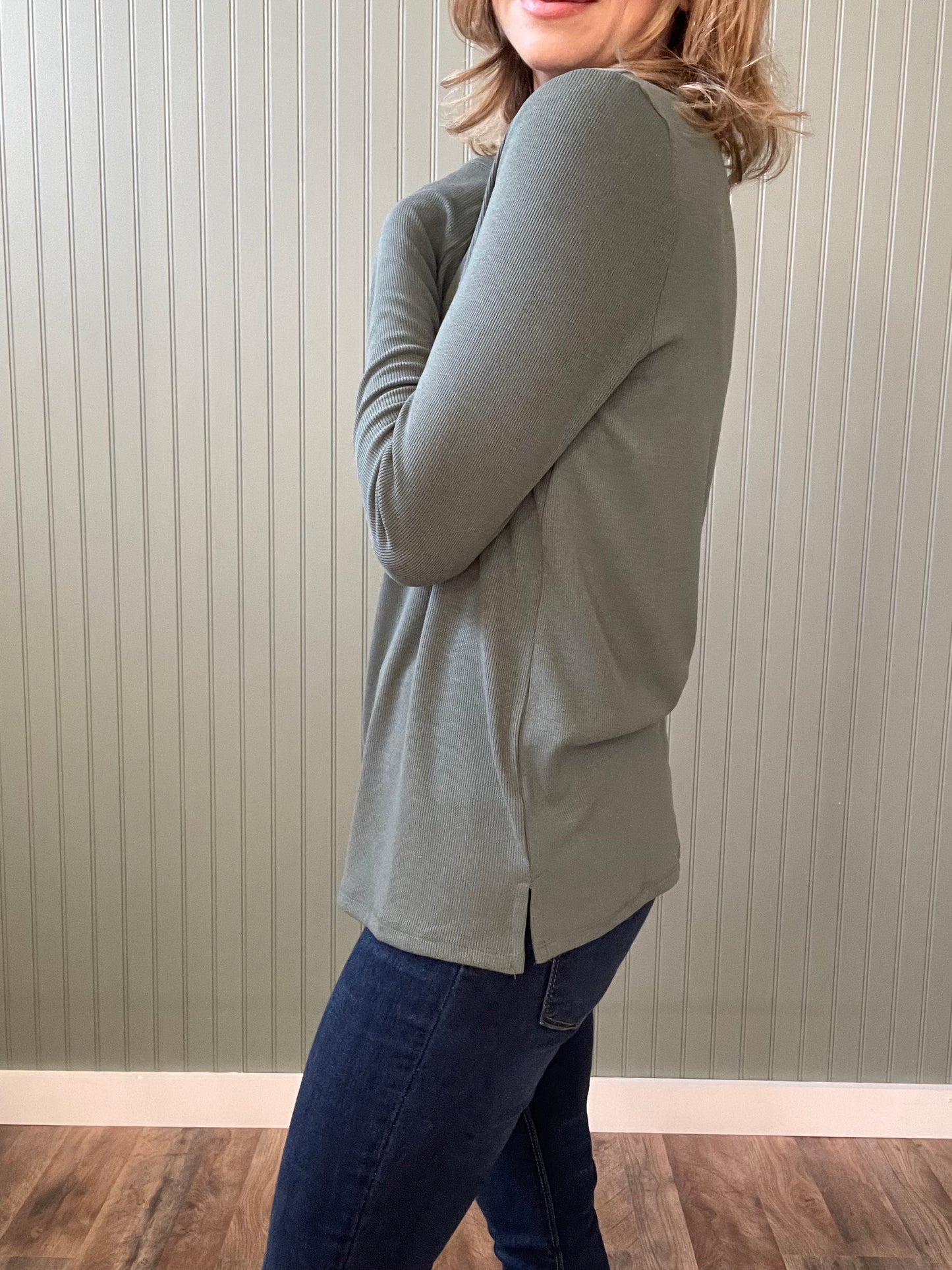 Carly Long Sleeve (T.Green)