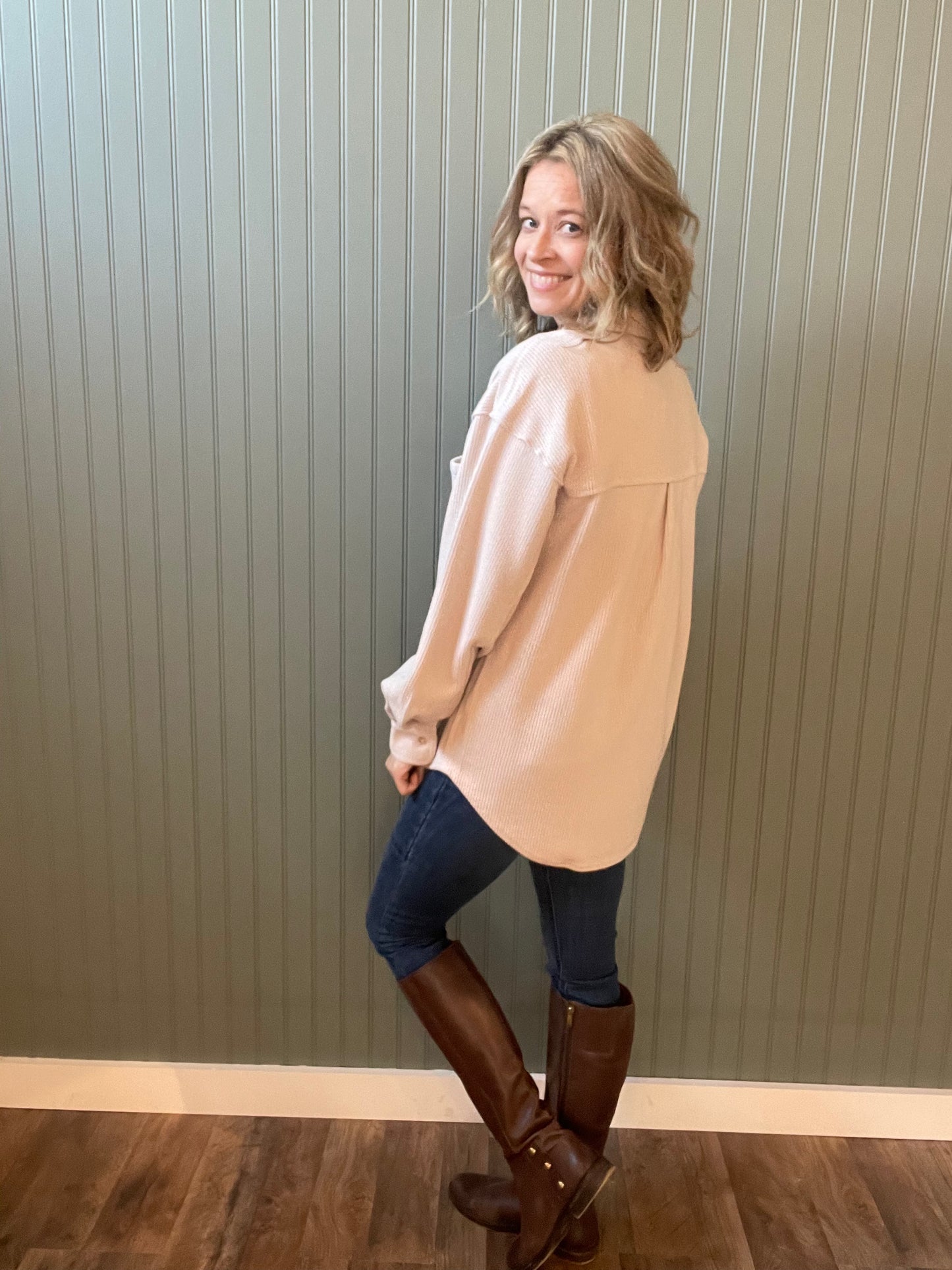 Ava Shacket (Oatmeal)