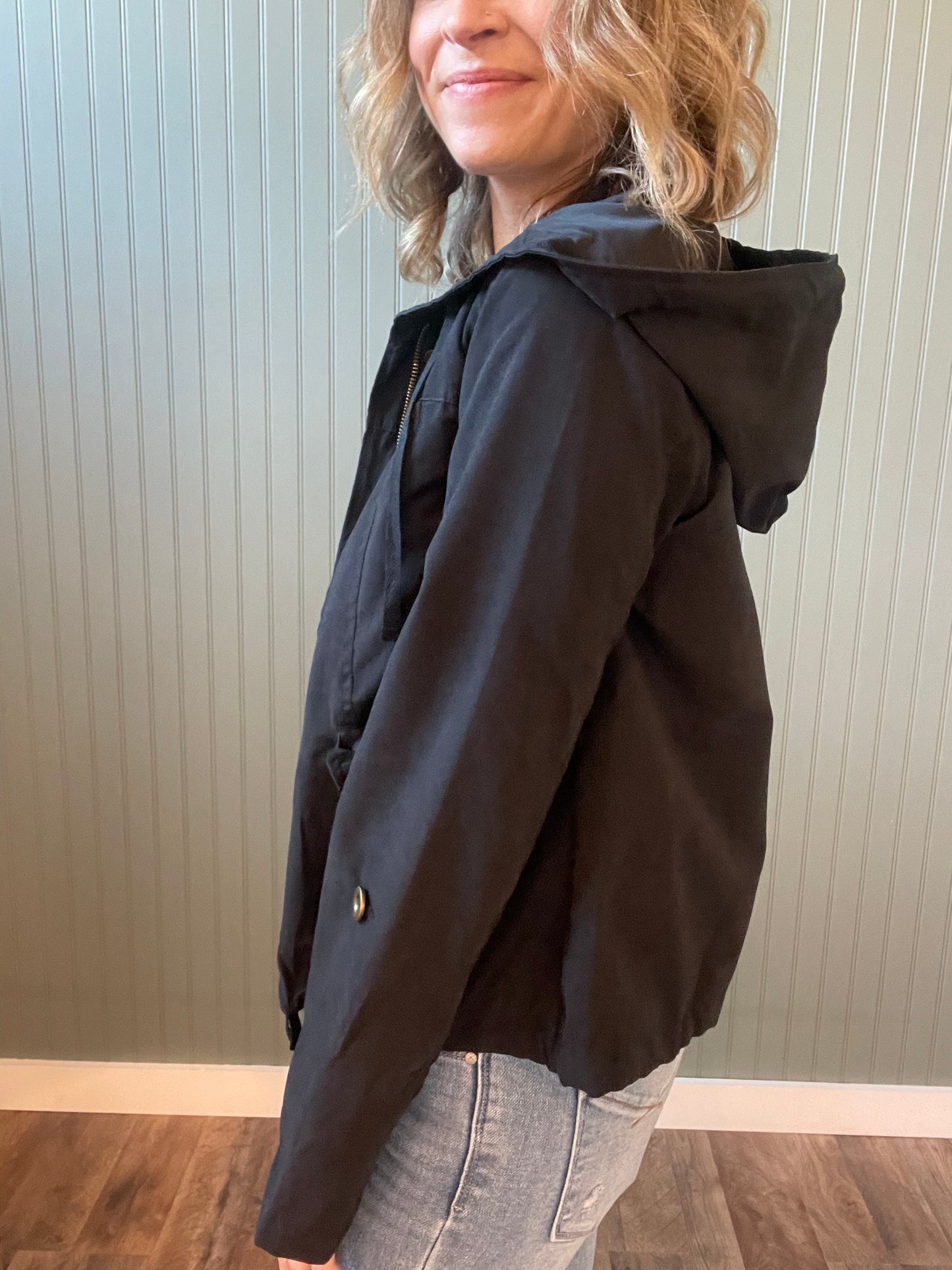 Willow Zip Up (Black)