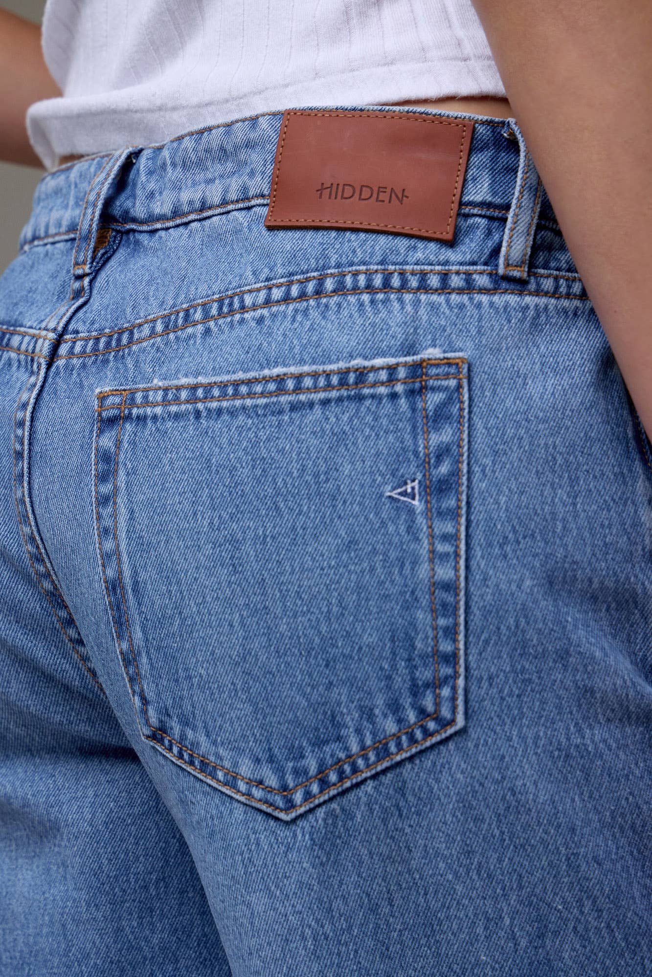 Joey Relaxed Dad Jean