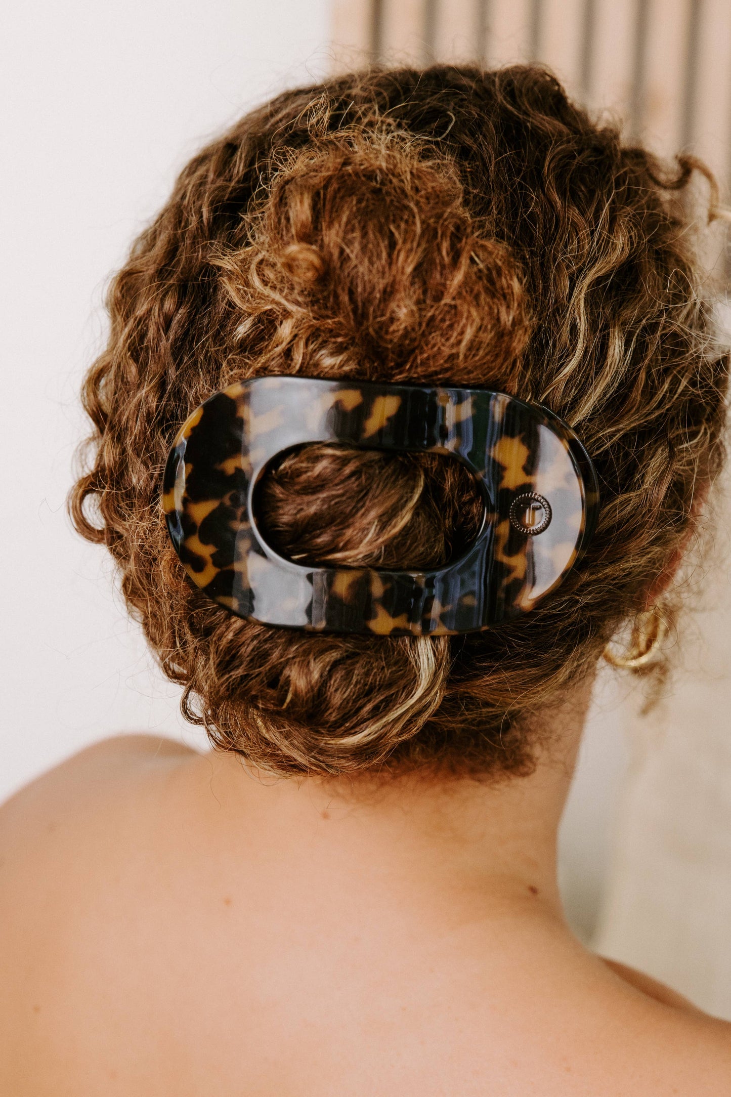 Round Flat Hair Clip | Tortoise |Large