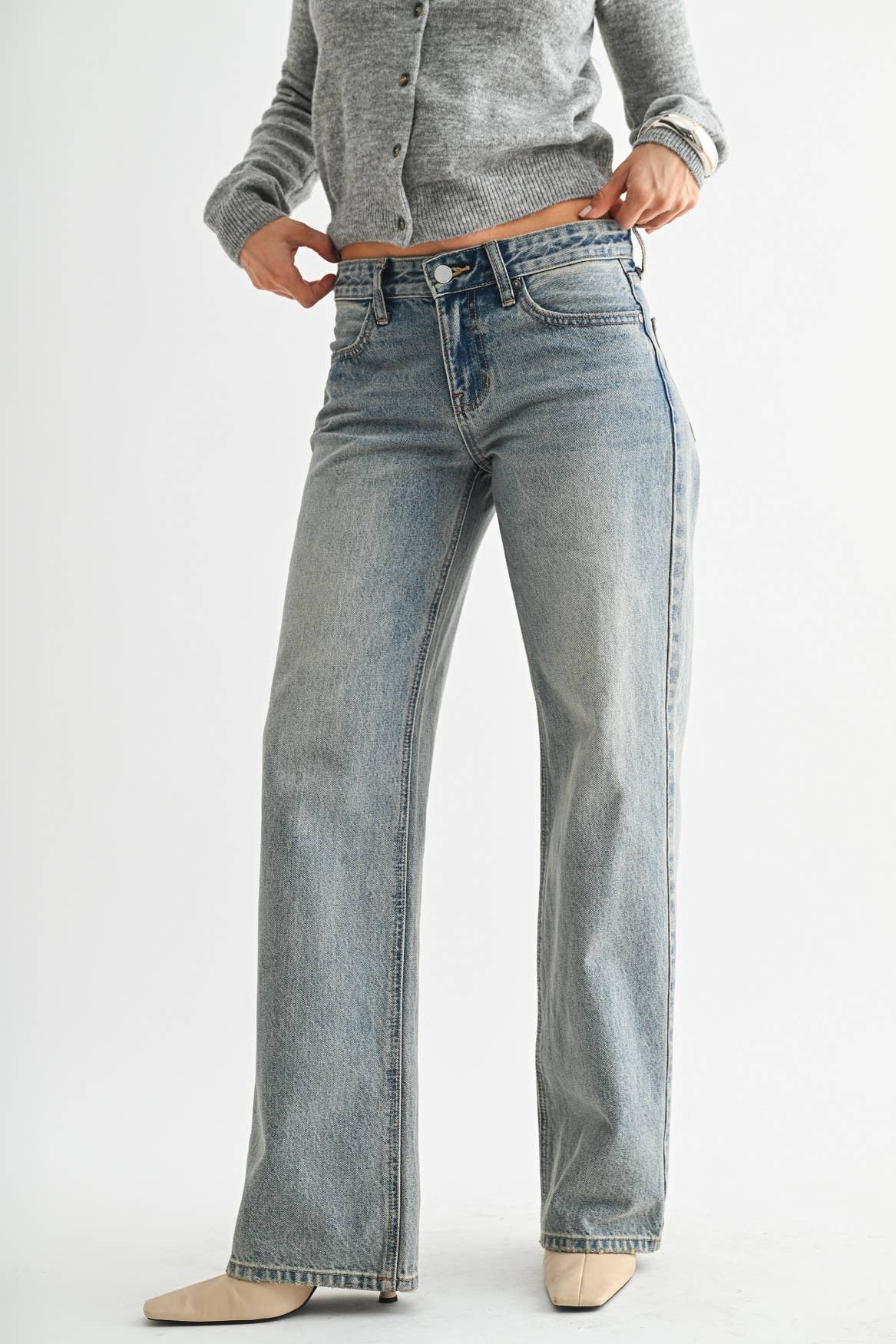 Tint Relaxed Straight