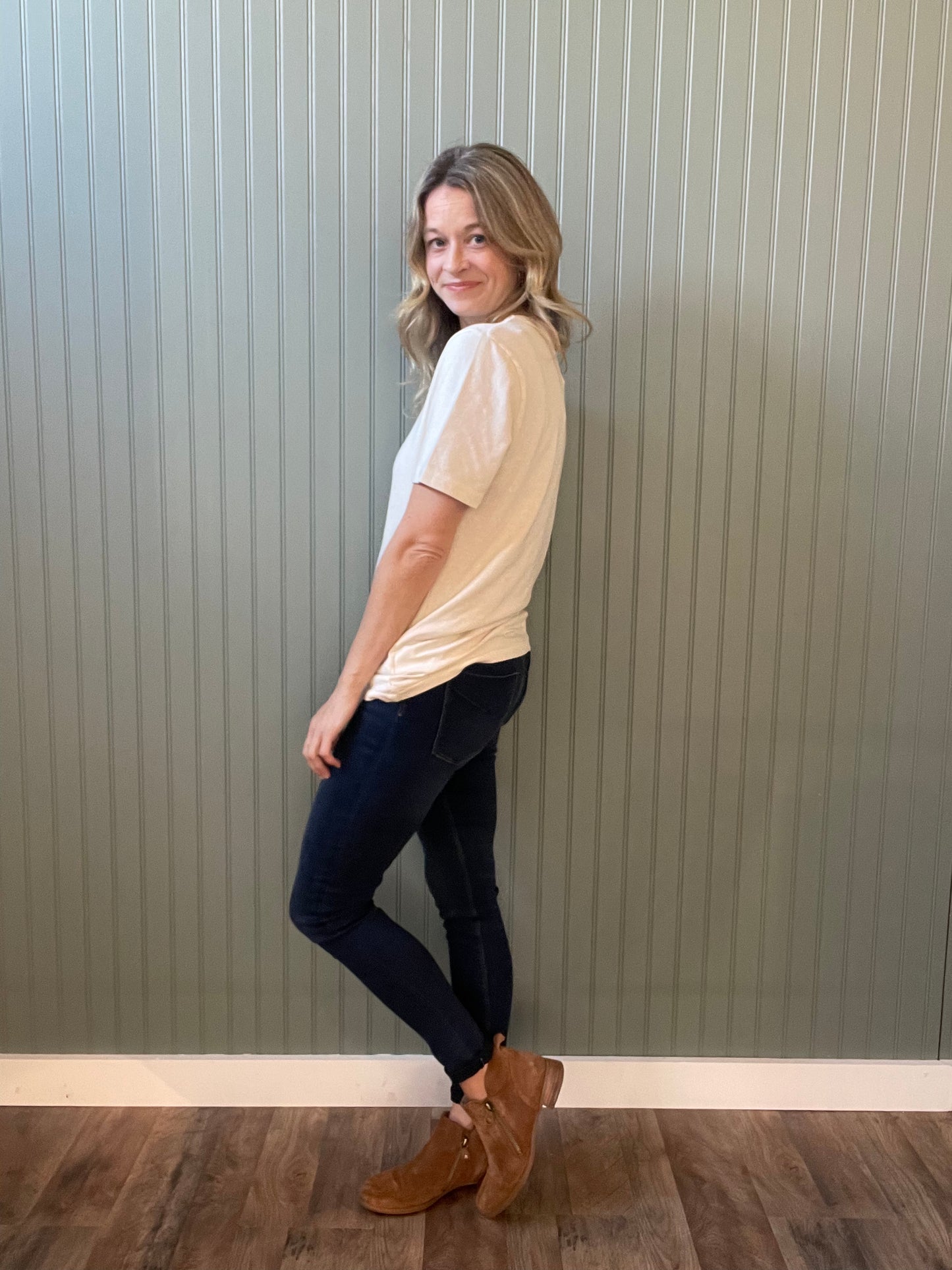 Billie Basic Tee (Multiple Colors)