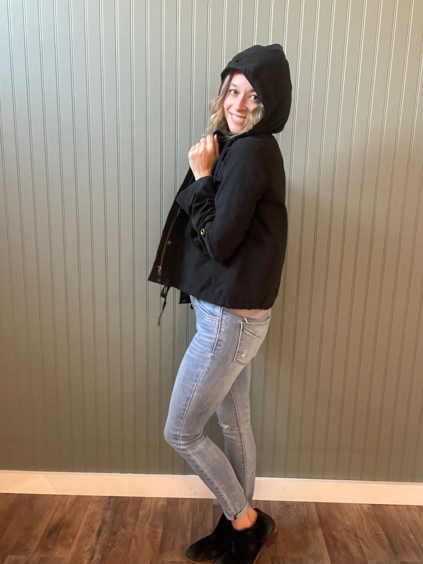 Willow Zip Up (Black)
