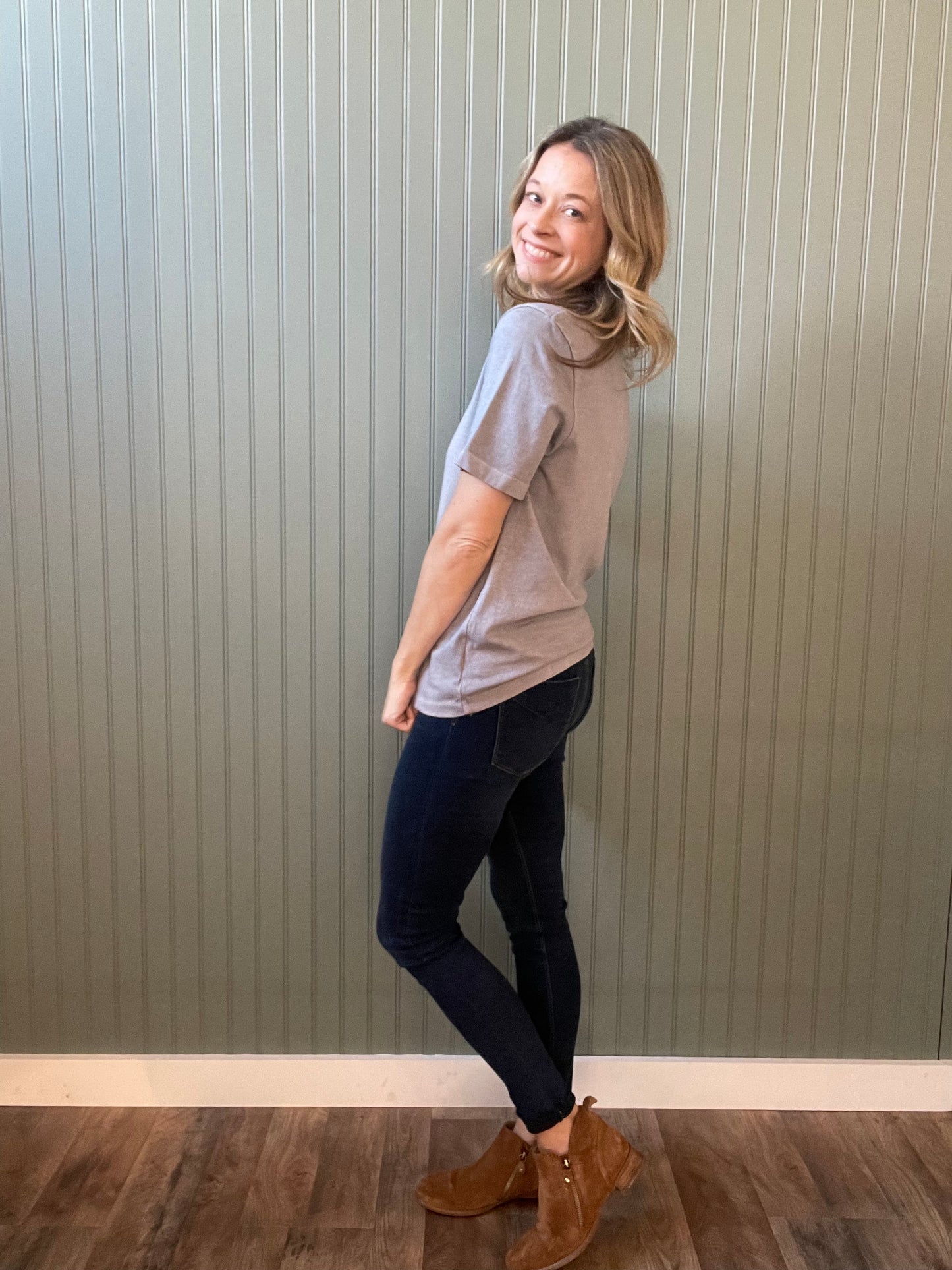 Billie Basic Tee (Multiple Colors)