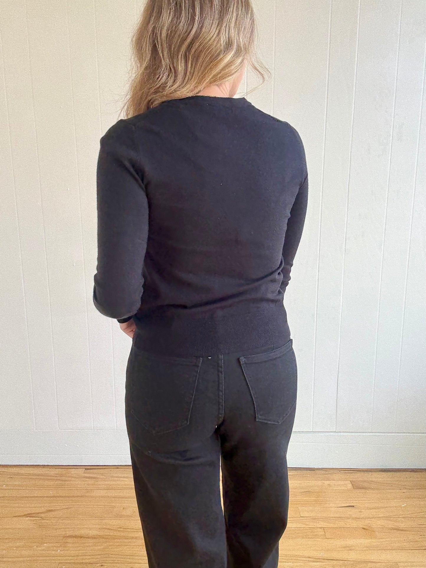 Button Cuff Top (Black)