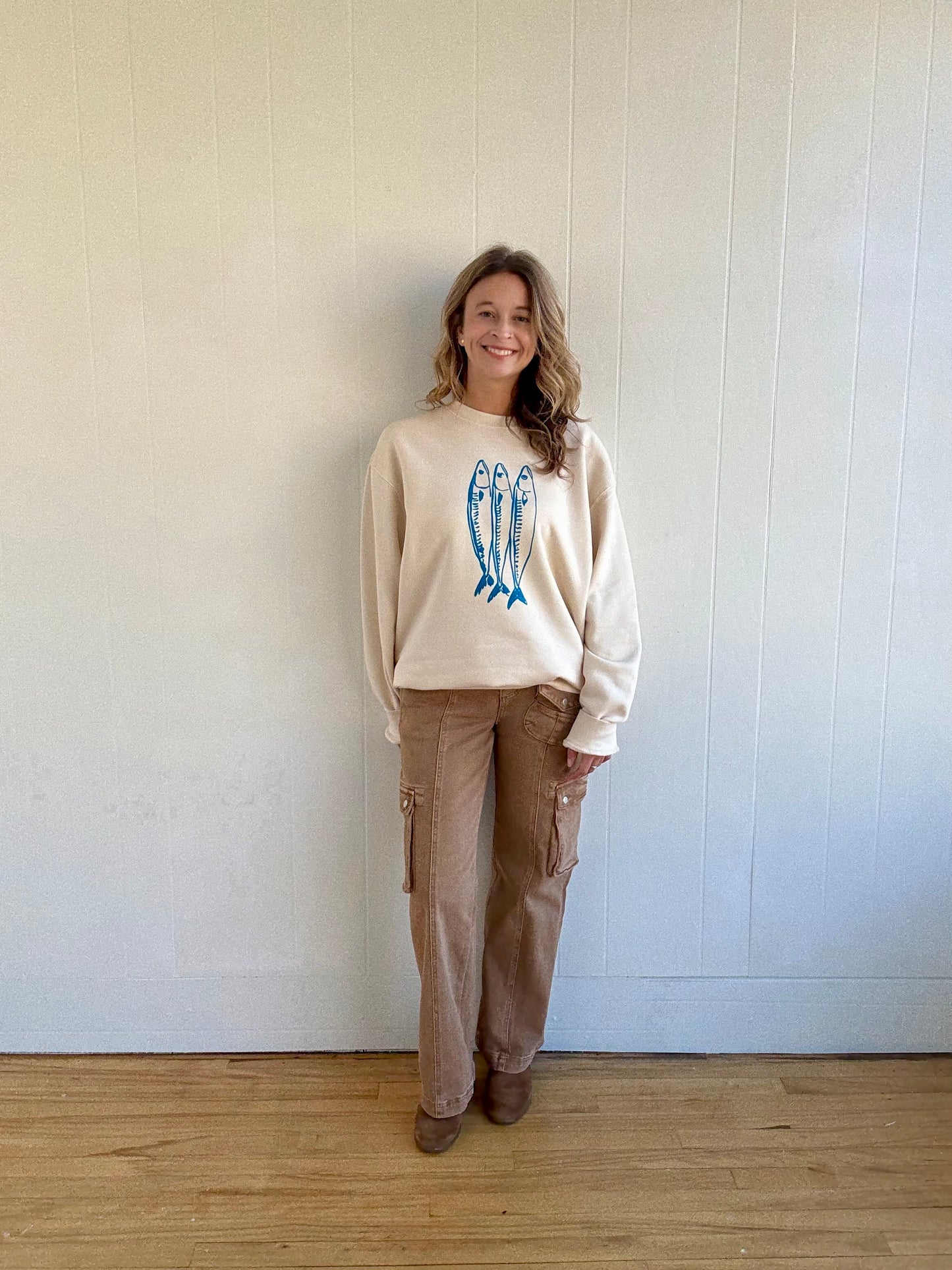 Three Little Fish Sweatshirt (Sand)