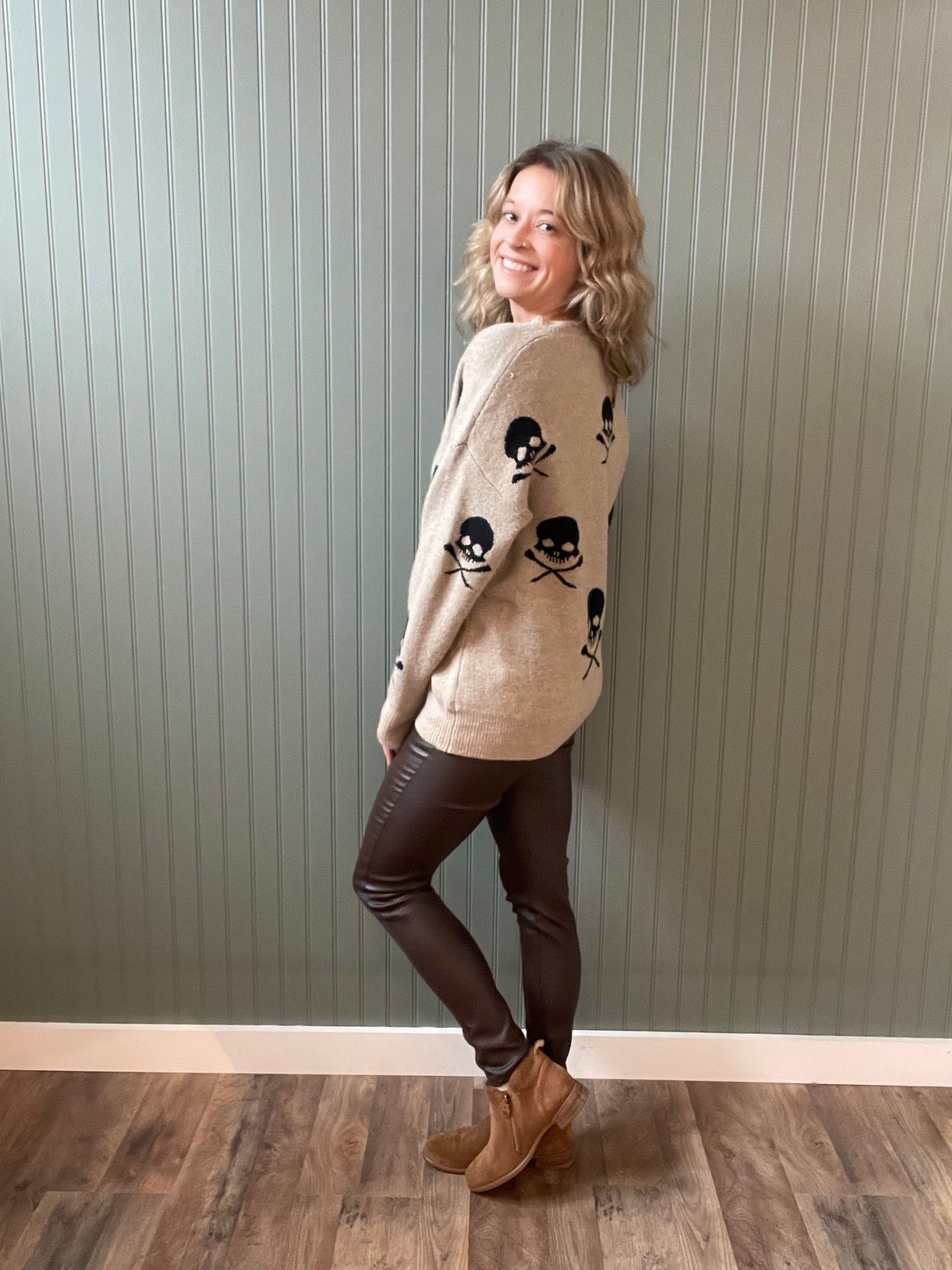 Skelly Sweater (Khaki)