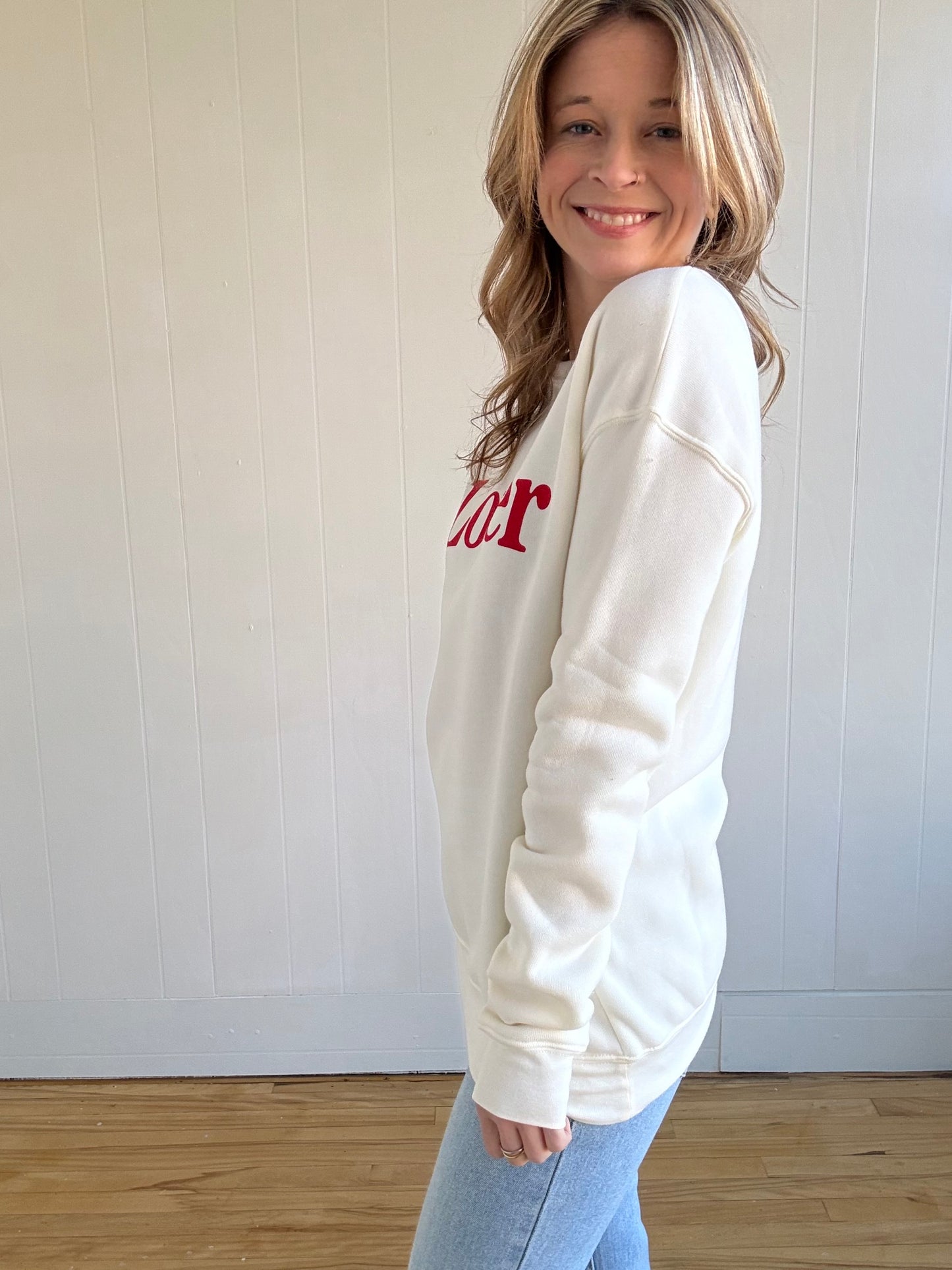 LOVER Graphic Sweatshirt (Vintage White)