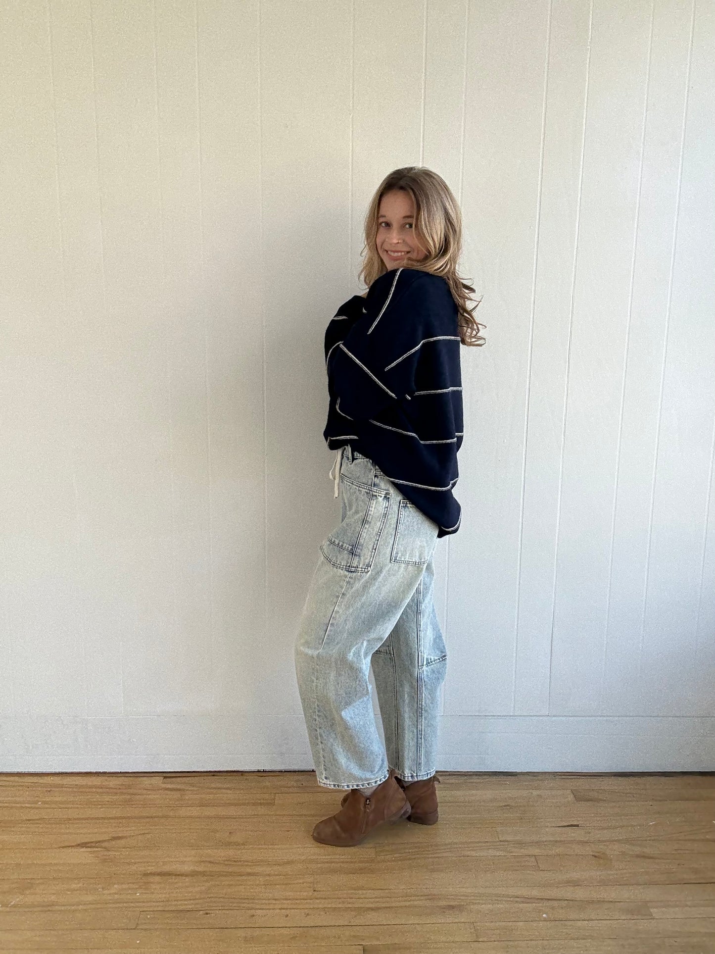 Demi Sweater (Navy)