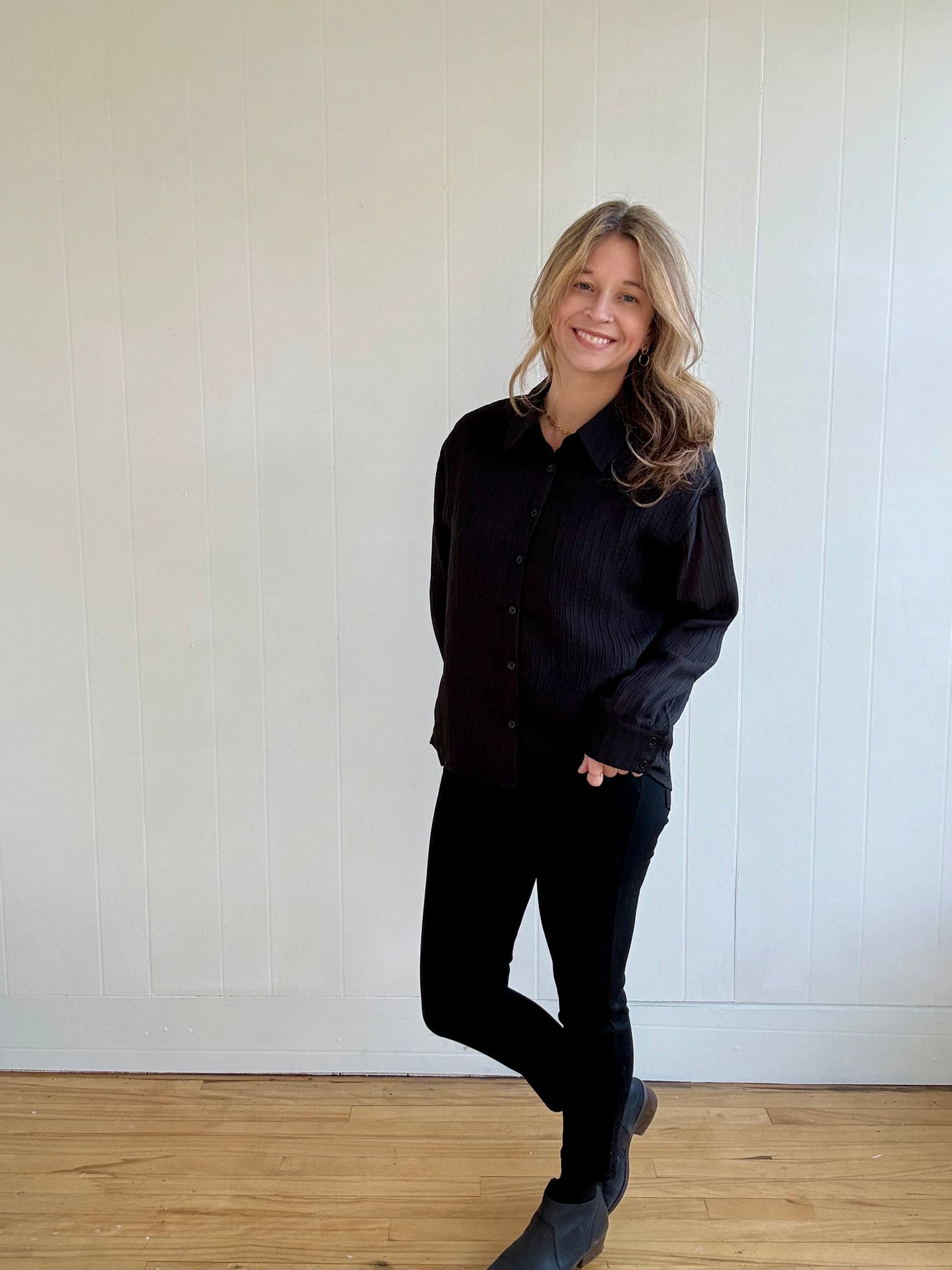 Anne Textured Button Up