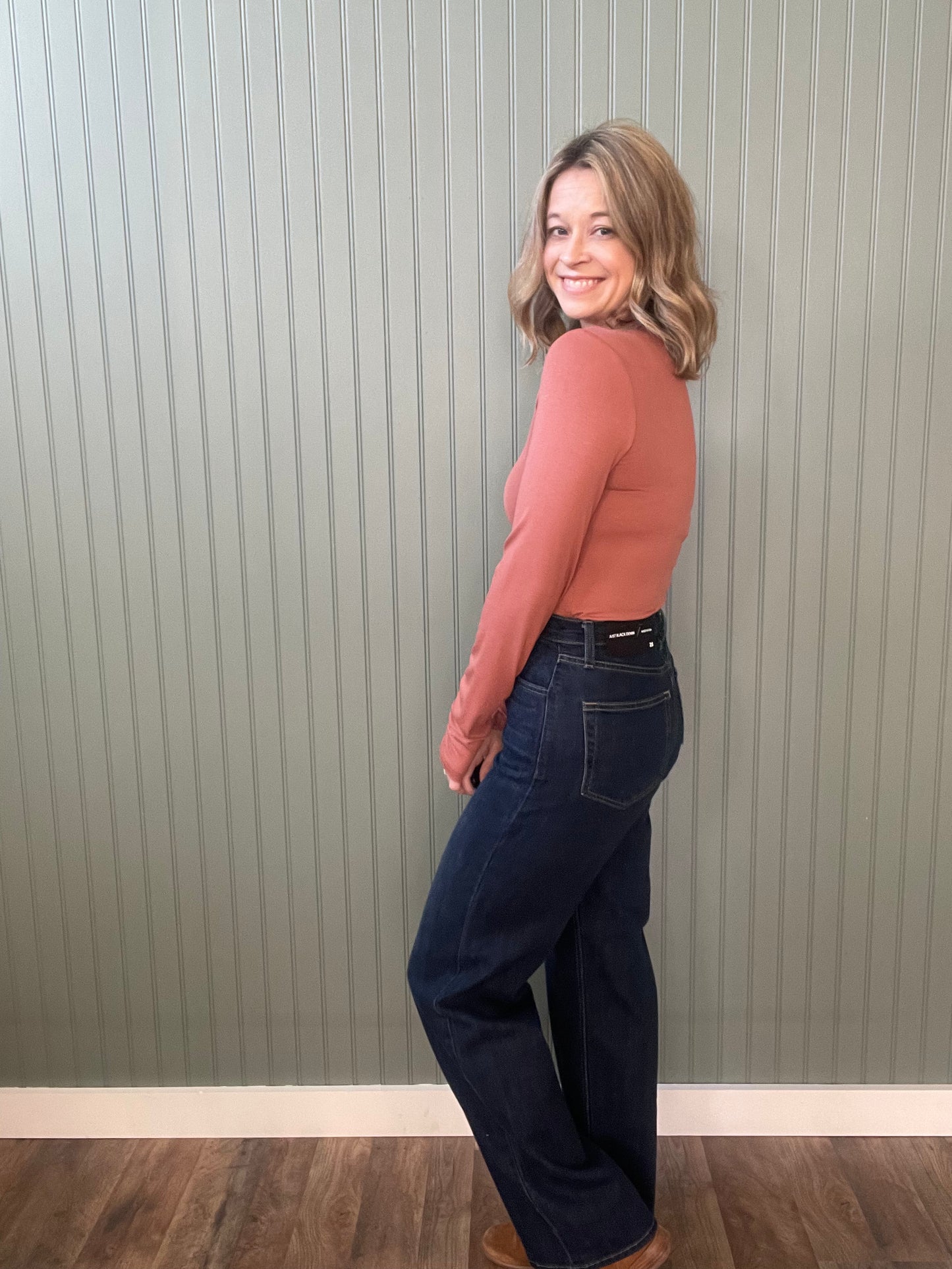 The Retro Straight