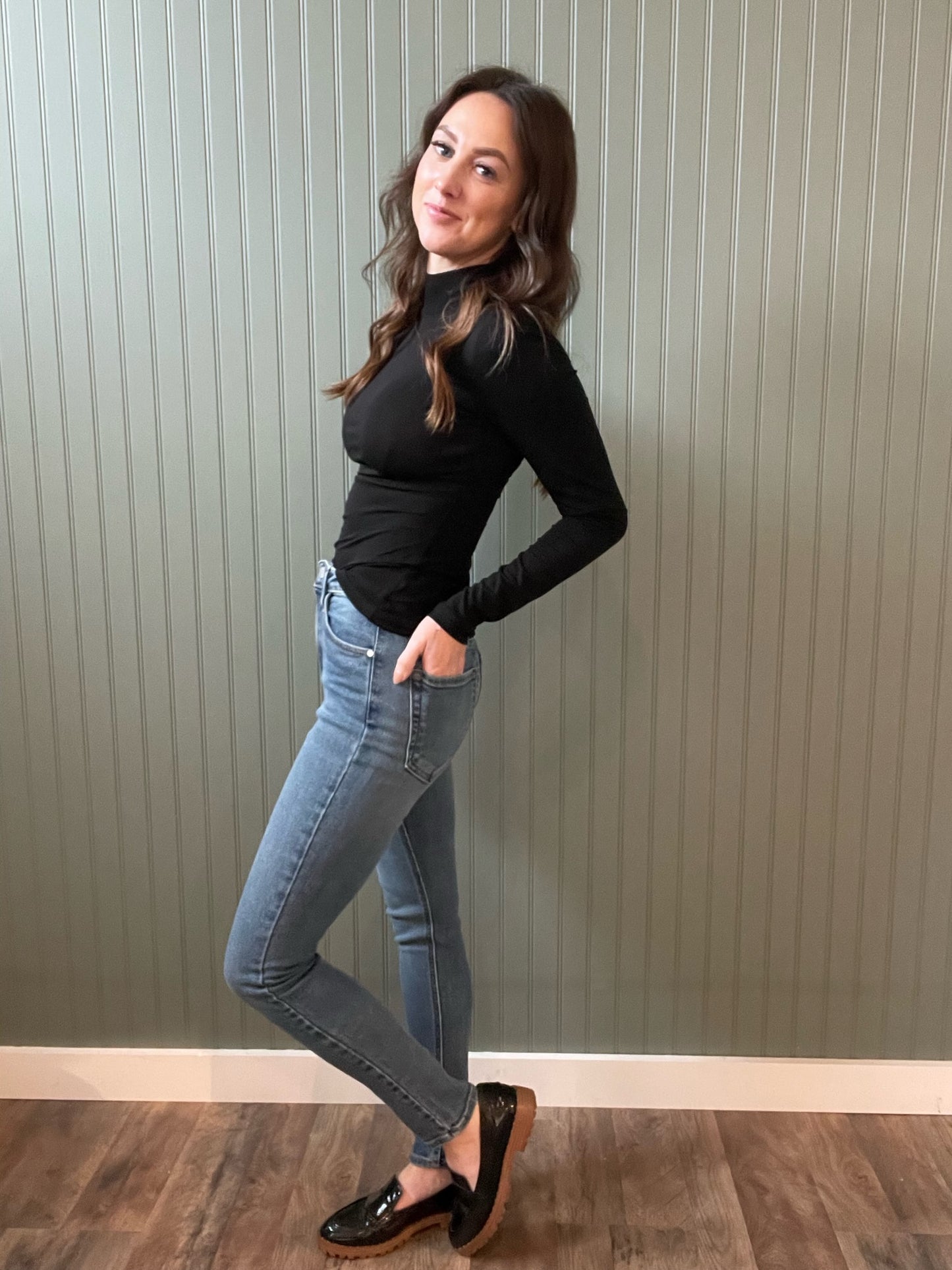 The Perfect Layering Top - Black