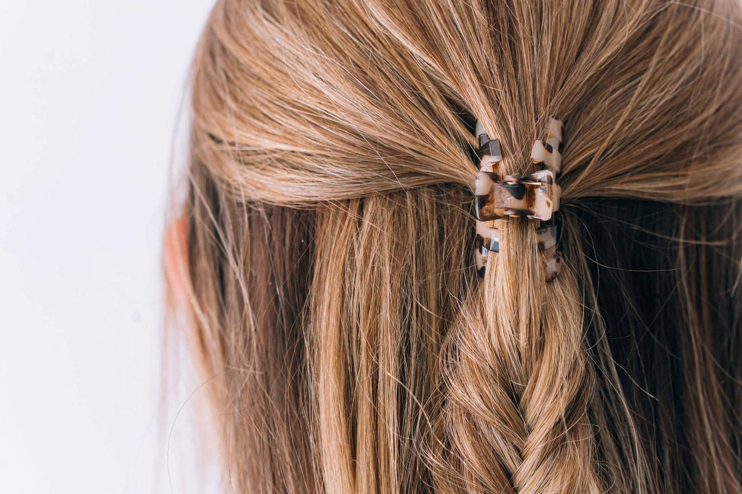 Blonde Tortoise Classic Hair Clip, Tiny