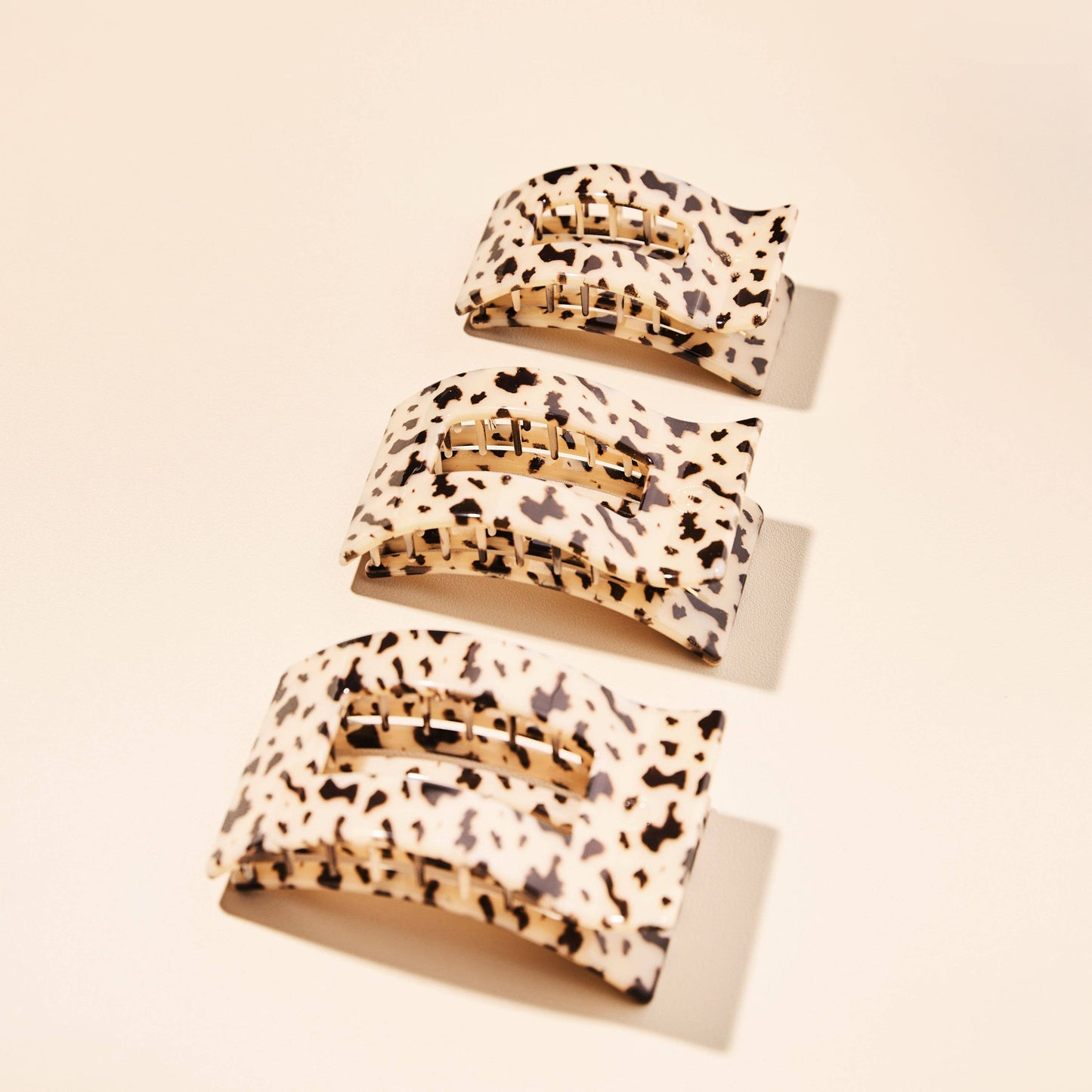 Blonde Tortoise Flat Rectangle Hair Clip, Medium