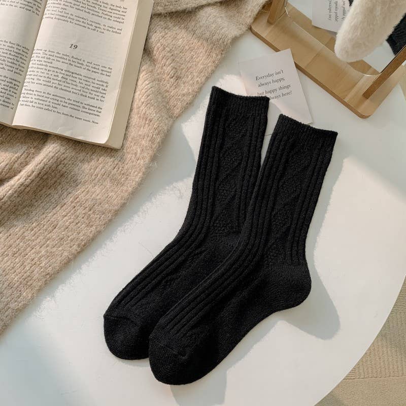 Warm Socks - Knitted Cashmere Crew Cozy Socks: Black