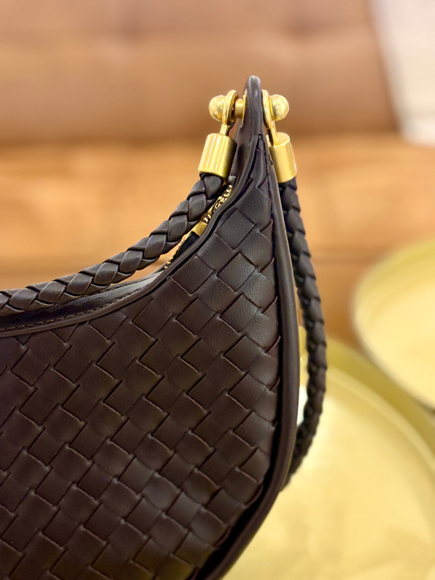 Hadley Woven Hobo Bag (Chocolate)