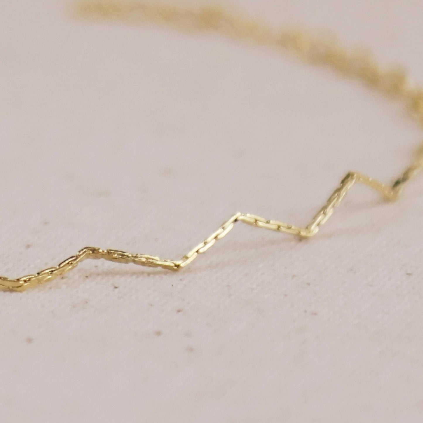 Zig Zag Anklet, 18k Gold Filled (11 inches)