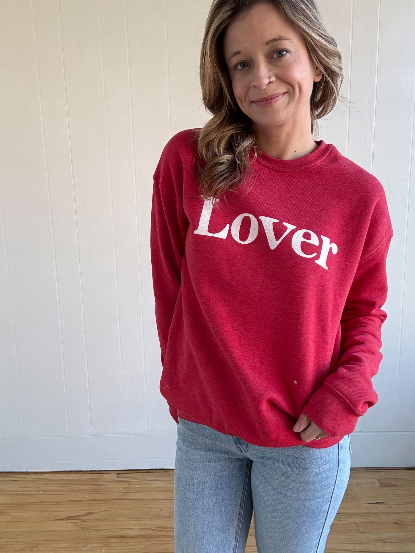 LOVER Graphic Sweatshirt (Cranberry)