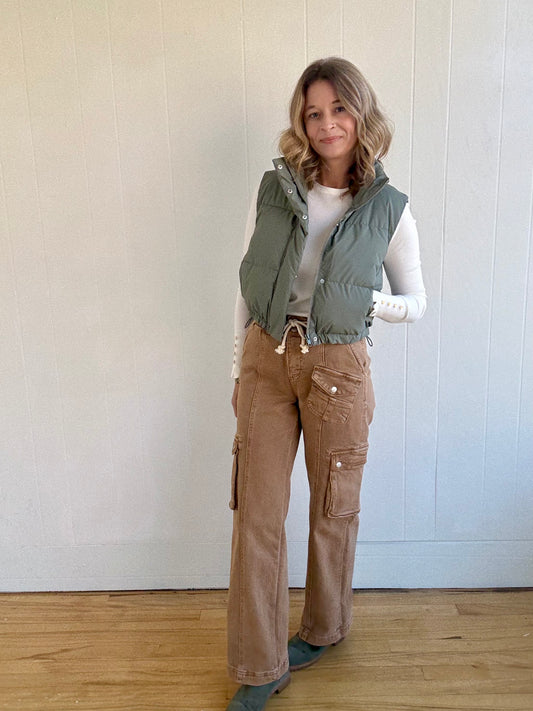 Essential Puffer Down Vest (Olive)