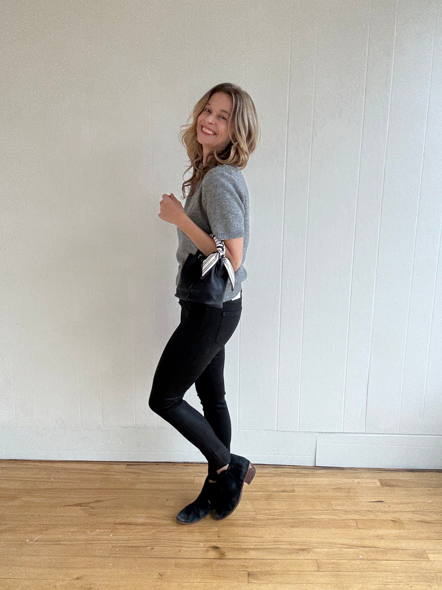 Blair Bucket Bag (Black)