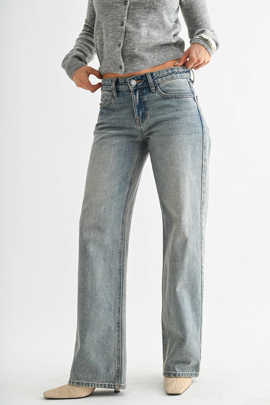 Tint Relaxed Straight