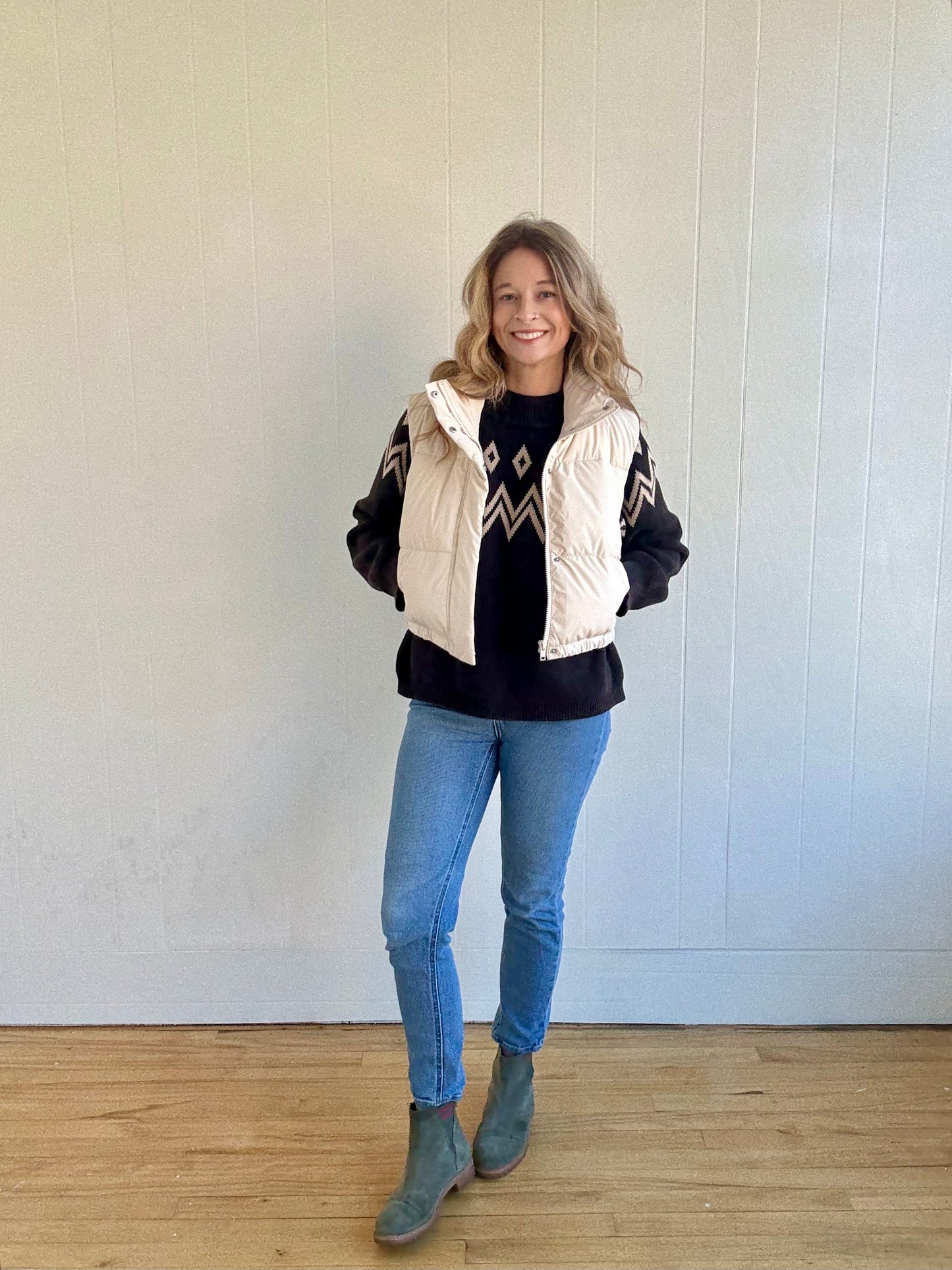 Essential Puffer Down Vest (Ivory)