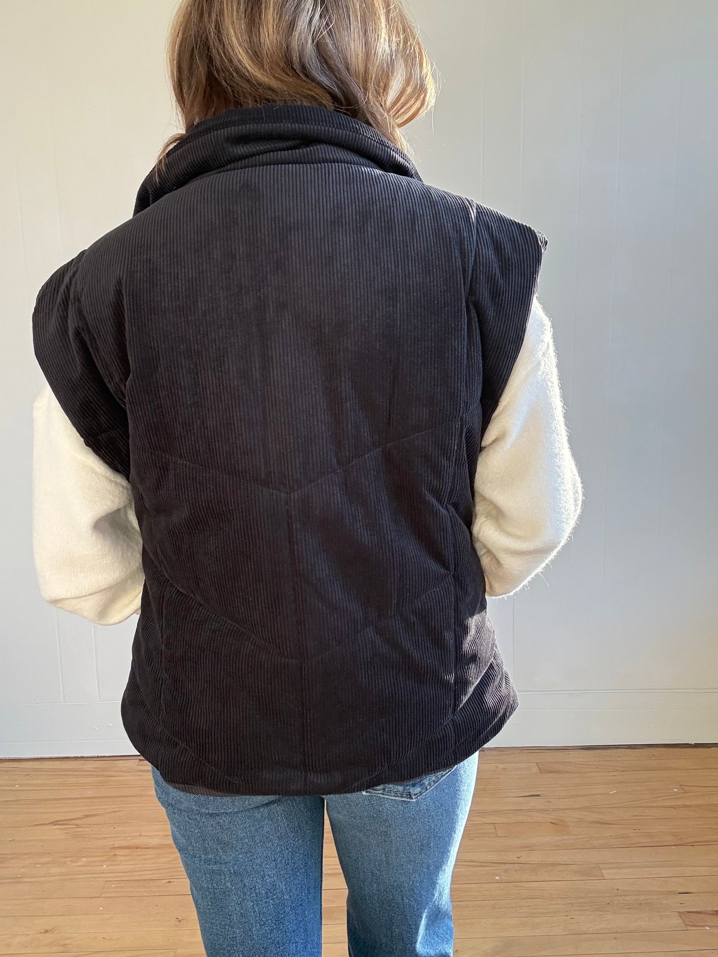 Corduroy Puff Vest (Charcoal)