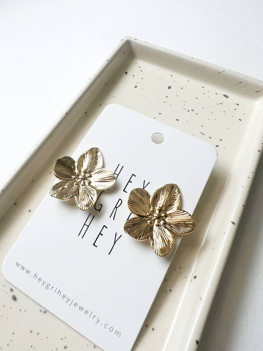 Anora Flower Statement Earrings 