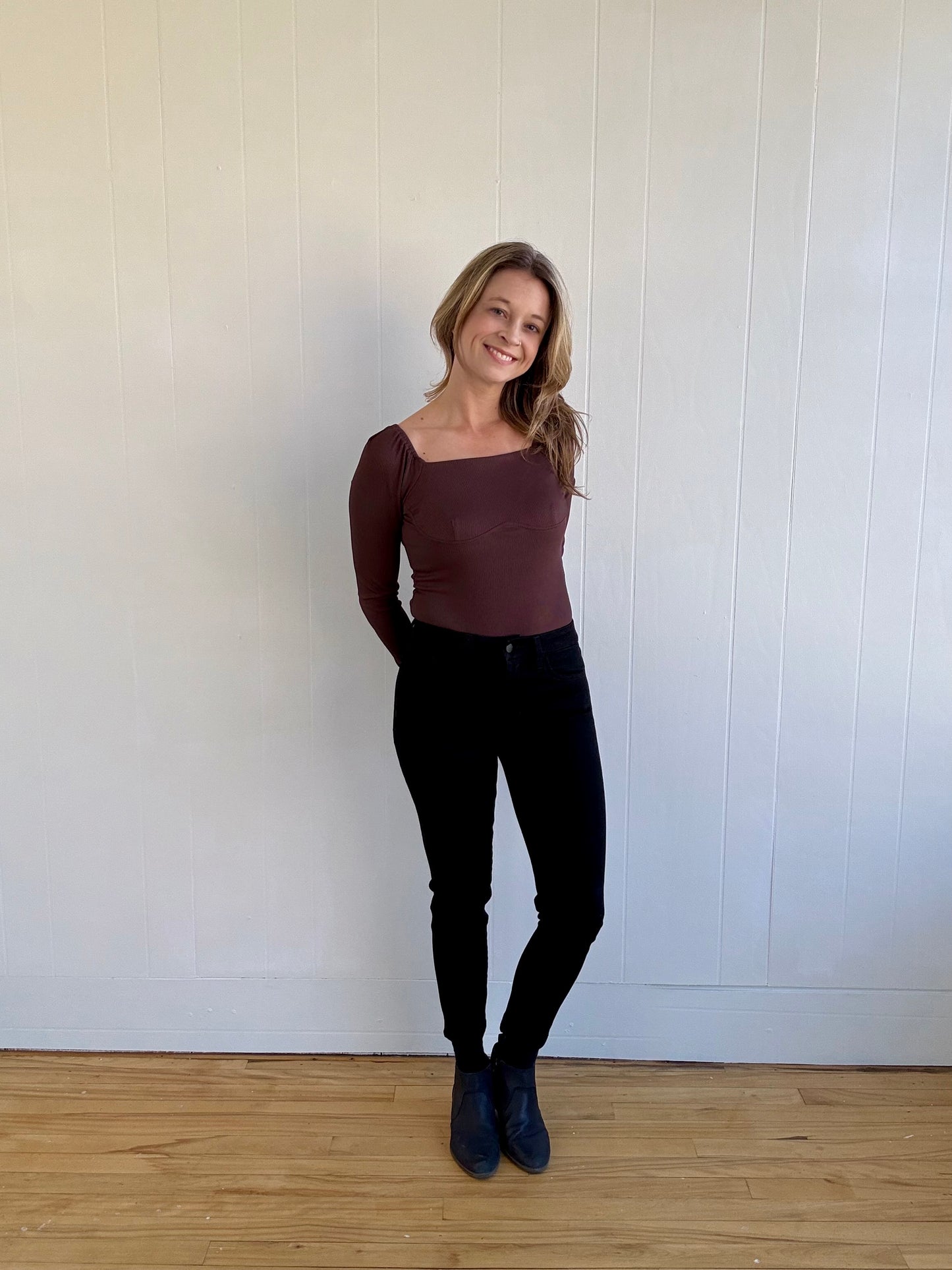 Ara Bodysuit (Brown)