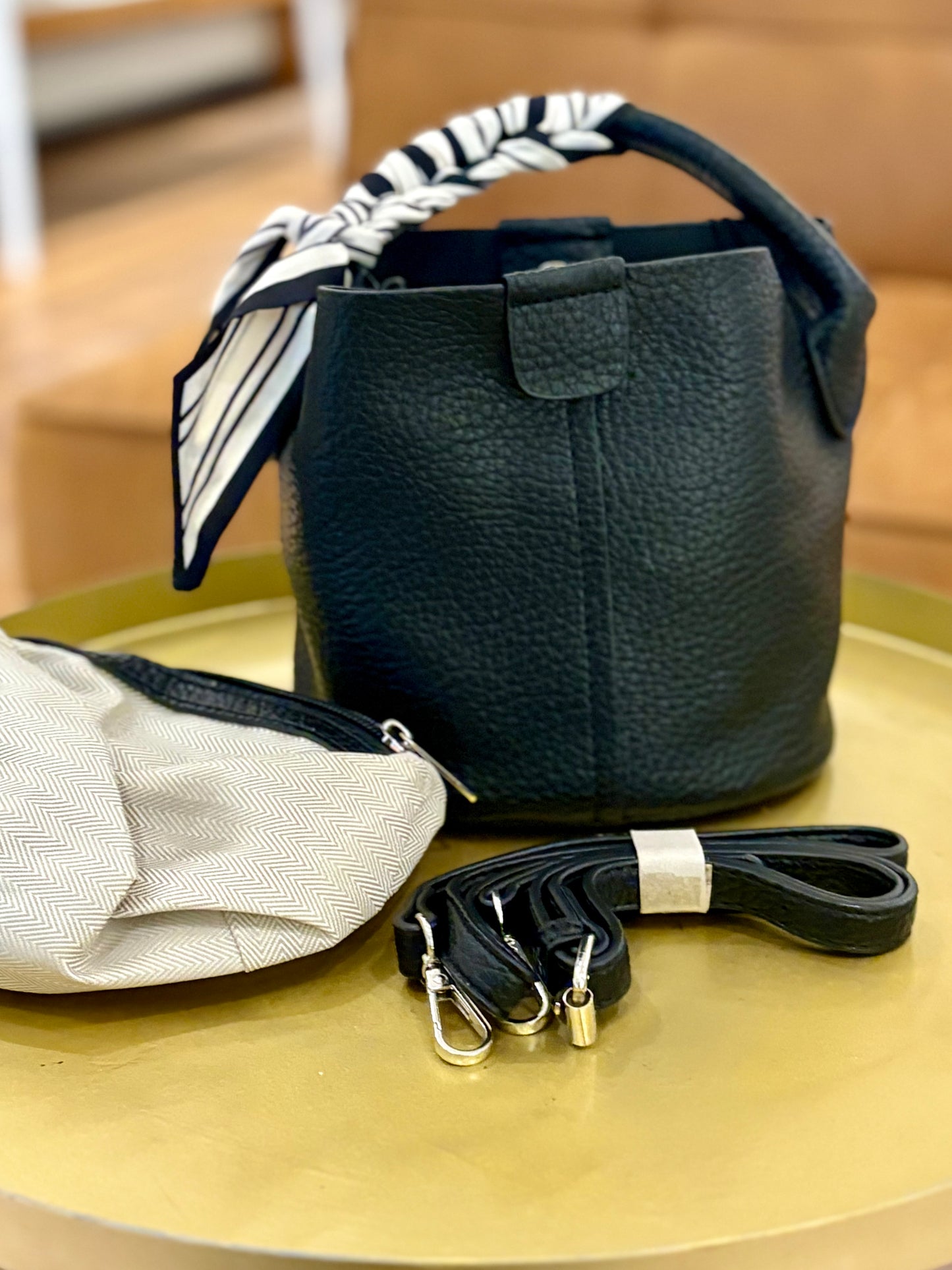 Blair Bucket Bag (Black)