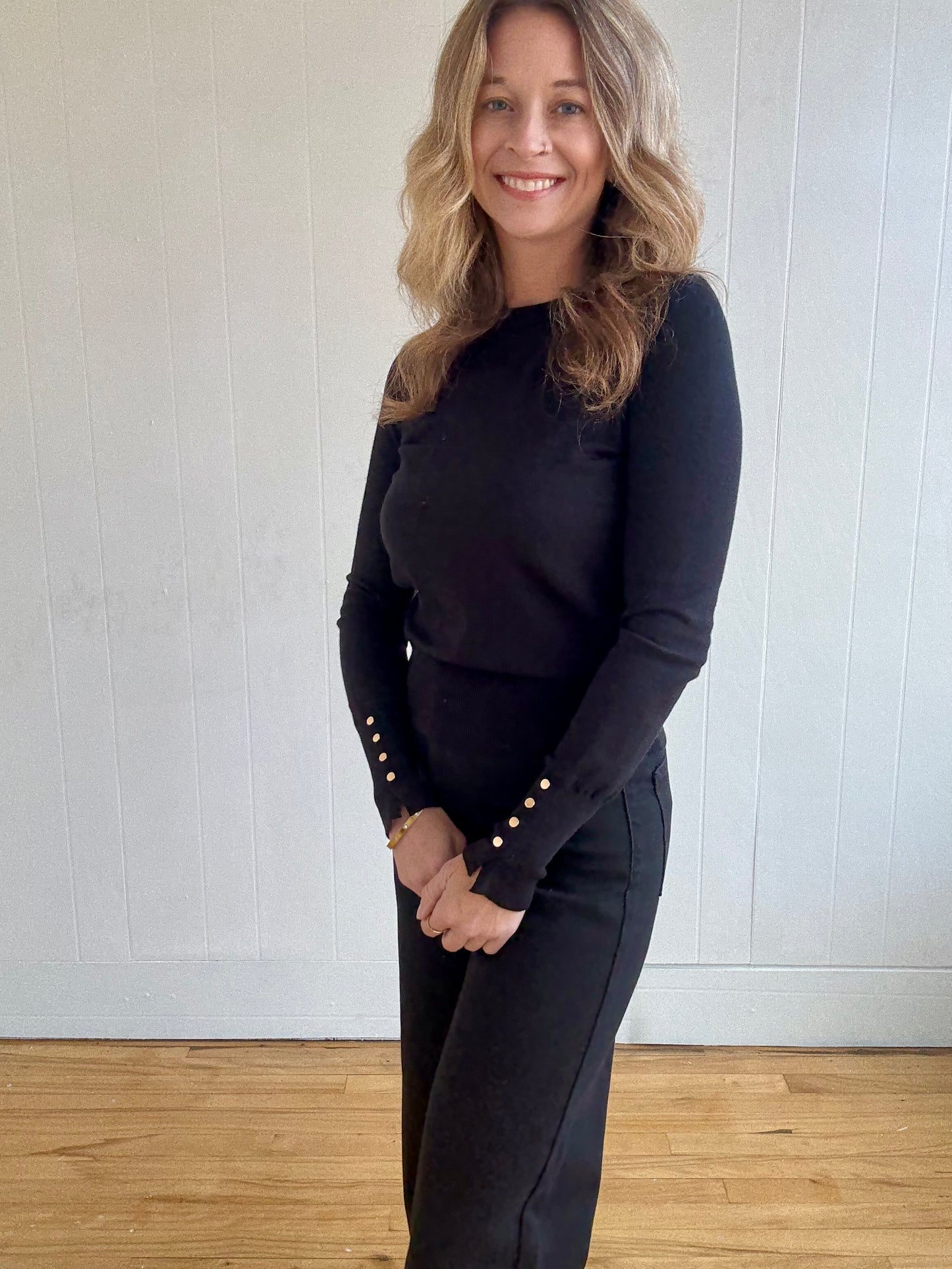 Button Cuff Top (Black)