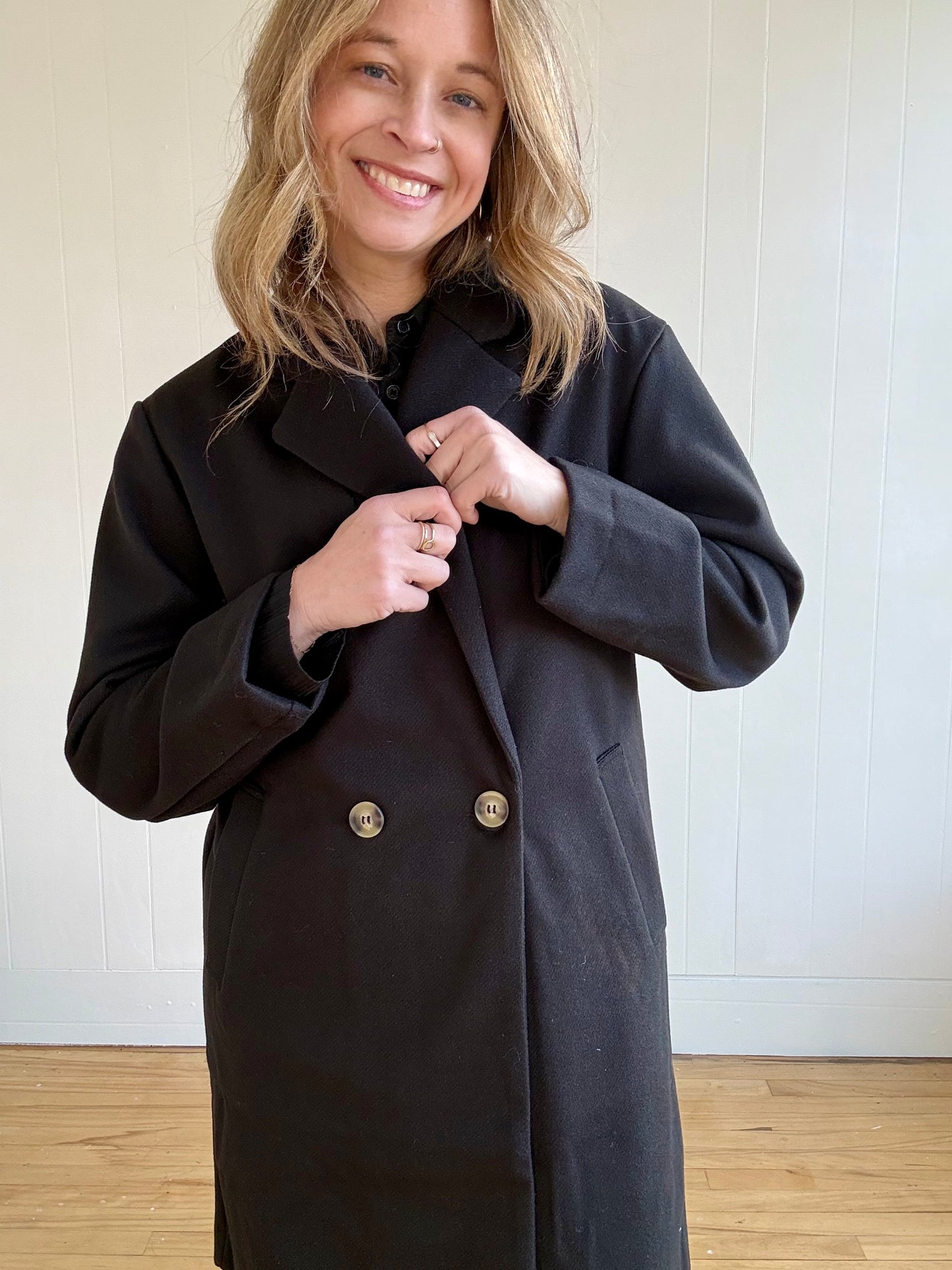 Laurel Overcoat (Black)