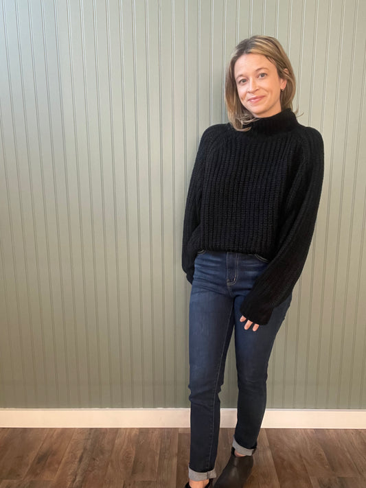 Adelaide Sweater (Black)