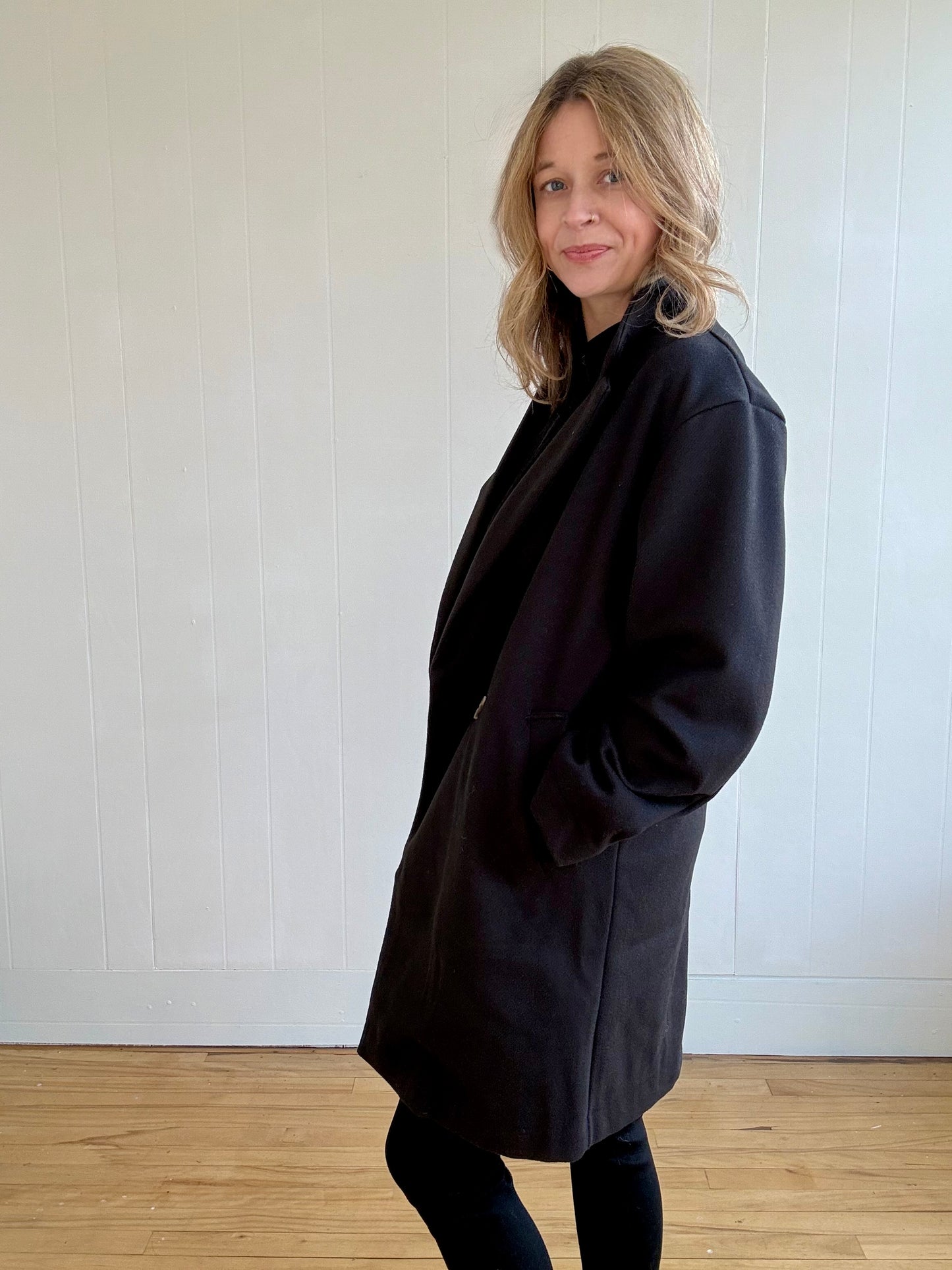 Laurel Overcoat (Black)