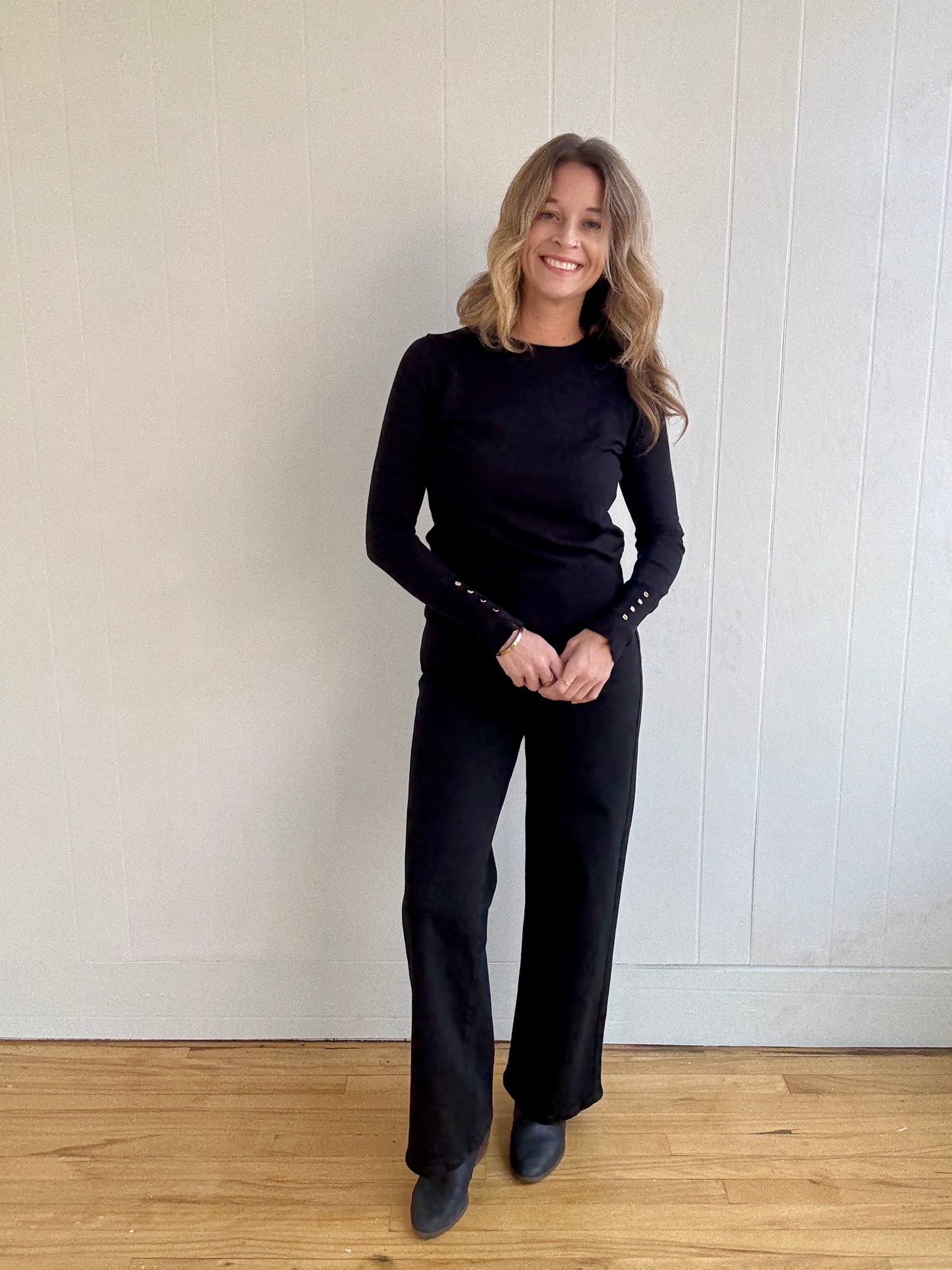 Button Cuff Top (Black)