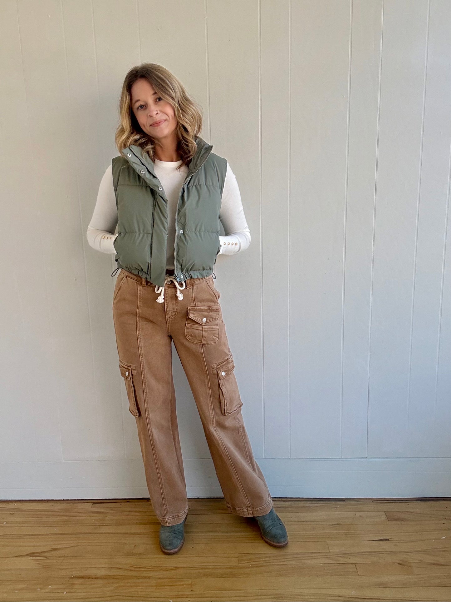 Essential Puffer Down Vest (Olive)