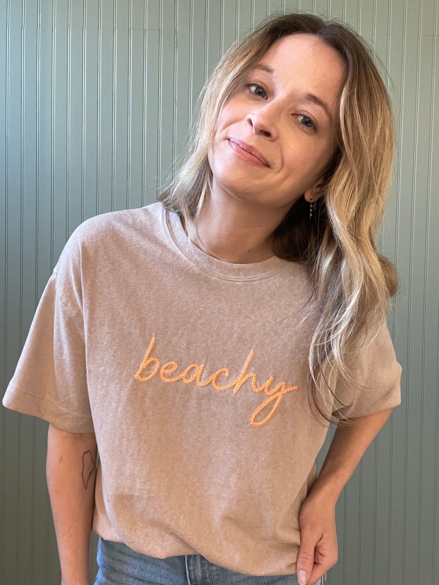 Beachy Time Tee (Multiple Colors)