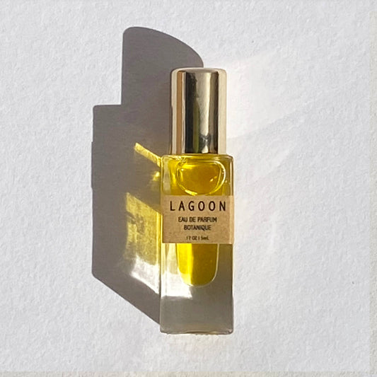 Lagoon Botanical Perfume Rollerball (5 ml)
