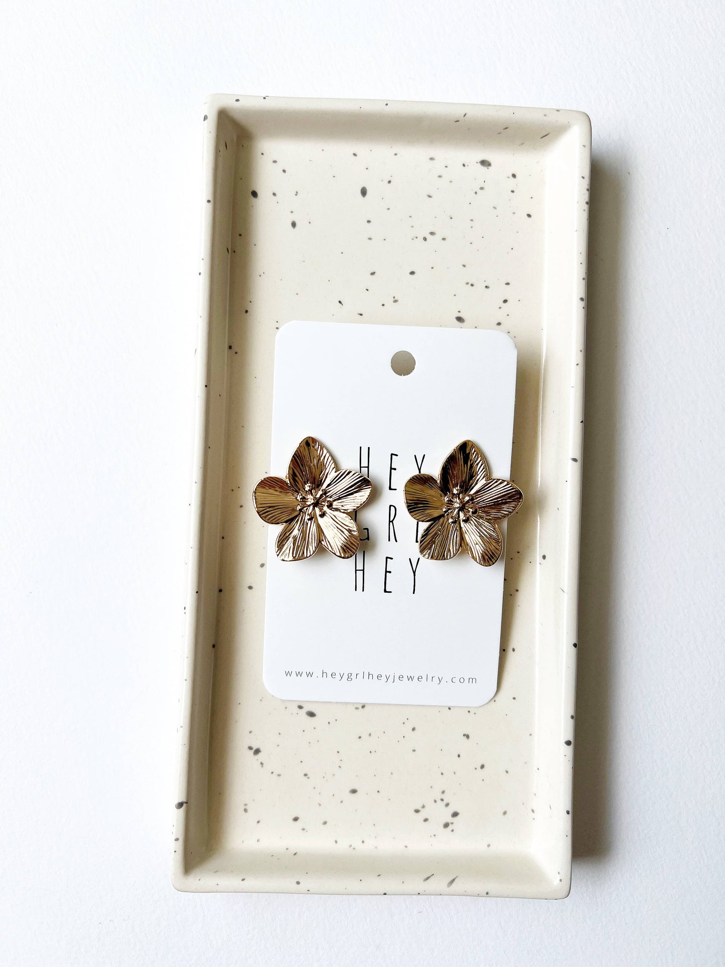 Anora Flower Statement Earrings 