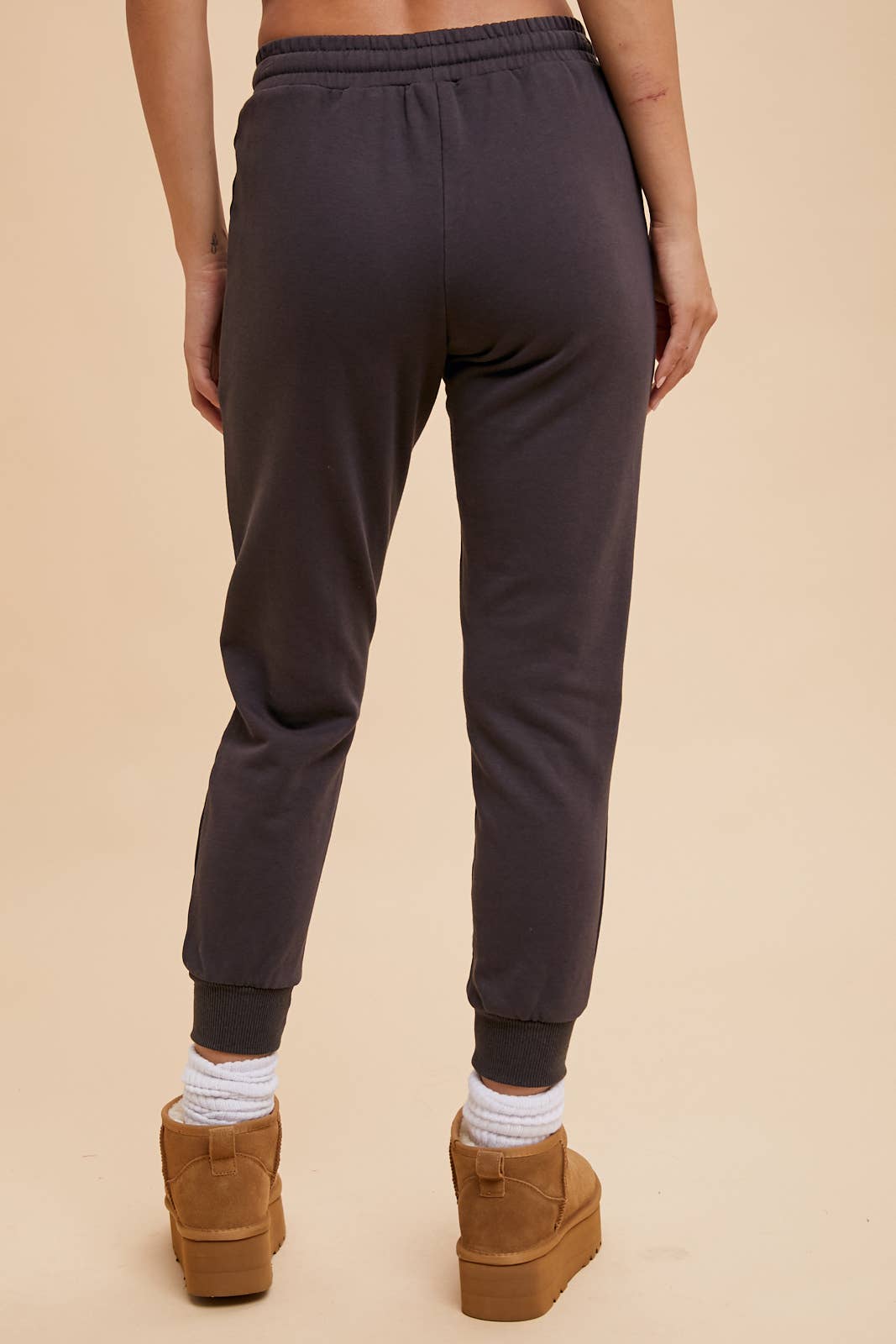 Scottie Jogger (Charcoal)